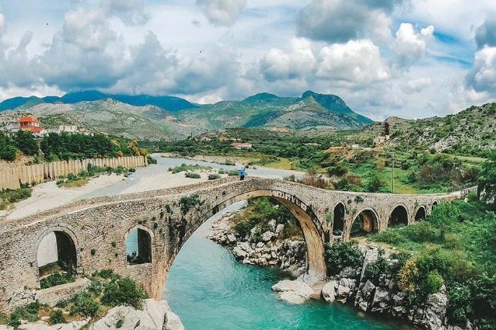 Mesi’s Bridge Bike Tour